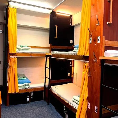 Klondike Hostel *