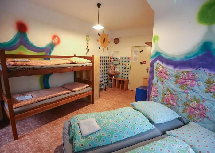 Klondike Hostel